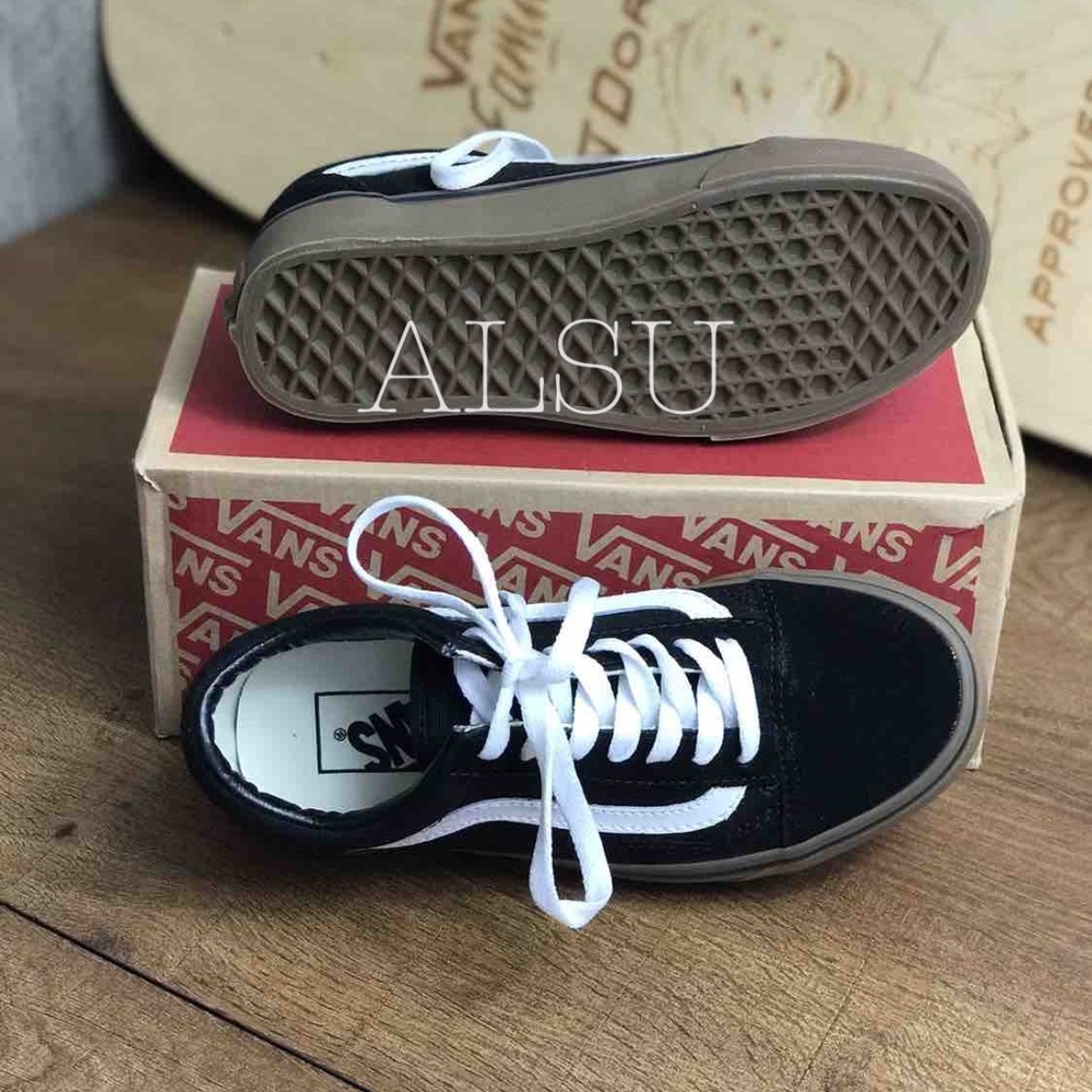 VANS Old Skool Gumsole Black White Kid’s AUTHENTIC - Picture 2 of 8